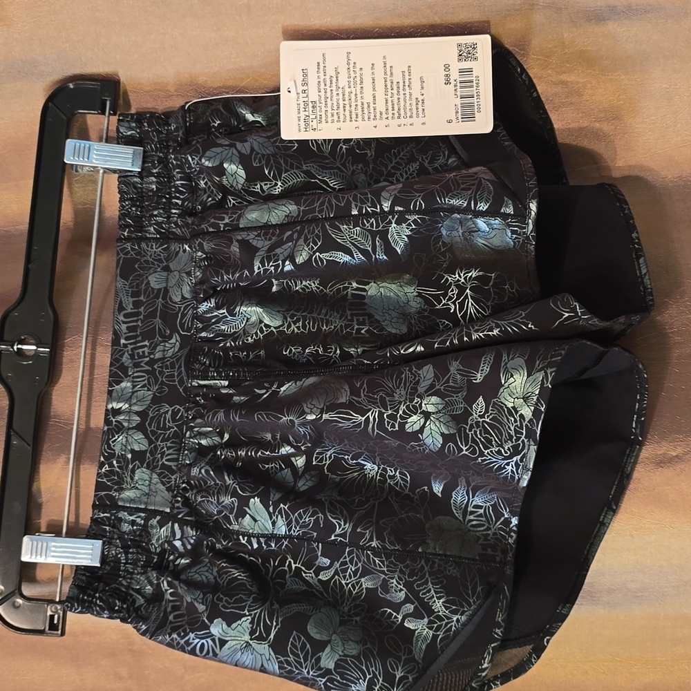 lululemon athletica Black Iridescent Hotty Hot - Picture 3 of 7
